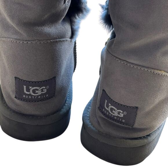 UGG Grey Fur Lined High Rise Winter Boots - Picture 6 of 8